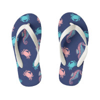 Dunkelblaues Seepferd und Krabbenkinder Flip Flops