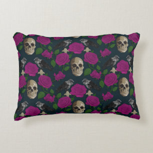 Dunkelgotische grungy Rose Vines Raven Skull pink Dekokissen