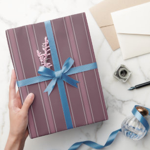 Dunkelgrau-Karmesinrot & Grau-Karmesinrot Streifen Geschenkpapier