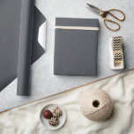 Dunkelgrau-Solid-Farbe Geschenkpapier<br><div class="desc">Vollfarbiges Papier in einer großen Farbvielfalt für alle Ihre Hochzeitsgeschenke und Duschgeschenke. Die Farben für 2025 sind dunkel und fett,  und das ist es,  was Sie in meinen neuesten Designs mit Farbnamen von verschiedenen Designfirmen finden werden.</div>