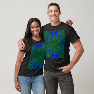 Dunkelgrün in tiefblauer Jasmin-Boho-Blumenpracht T-Shirt