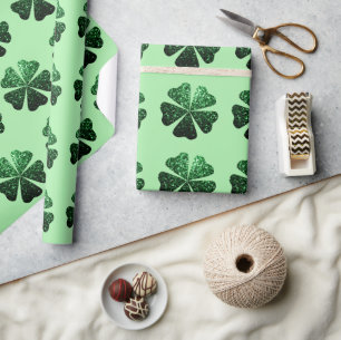 Dunkelgrüner Glitzer funkelndes Kleeblatt Clover M Geschenkpapier