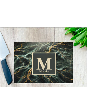 Dunkelgrünes Marmor und Goldvene-Monogramm Schneidebrett