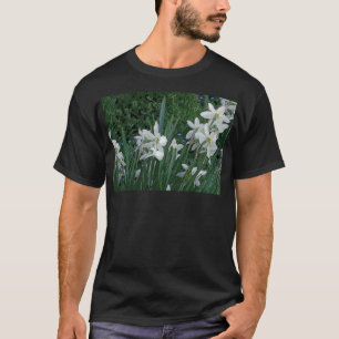 Dunkelheit "der weißen Narzisse" T-Shirt