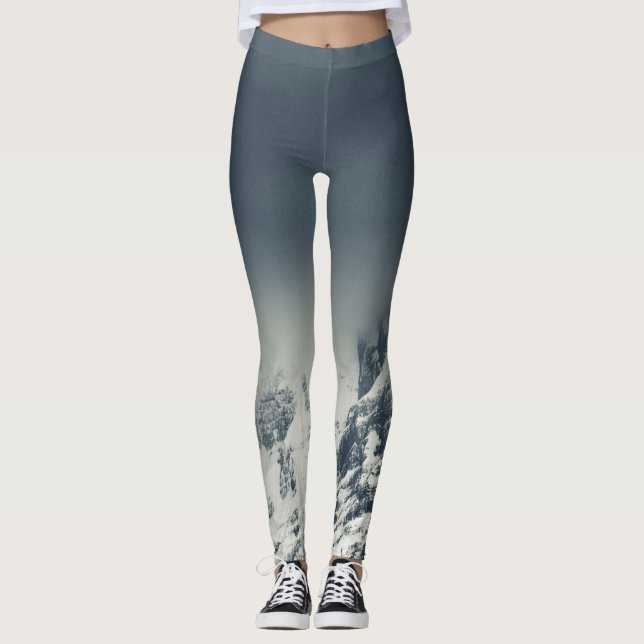 Dunkelheit und Wolken auf den Bergen Leggings (Vorderseite)