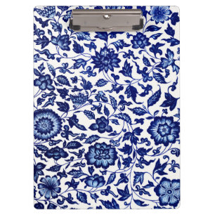 Dunkelmarineblau-Blumenmuster auf Weiß Klemmbrett