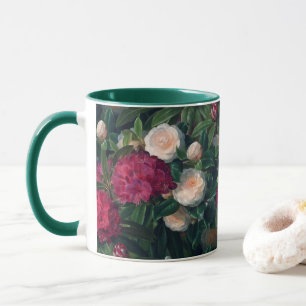 Dunkelrosa Kamelien und weiße Rhododendren Tasse