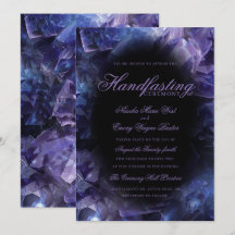 Dunkelviolette Boho-Hexen-Kristalle Schwarze Handf
