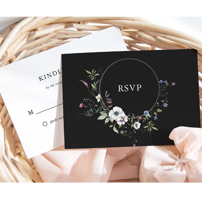 Dunkle botanische Wildblumen | Elegante Hochzeit RSVP Karte (Von Creator hochgeladen)