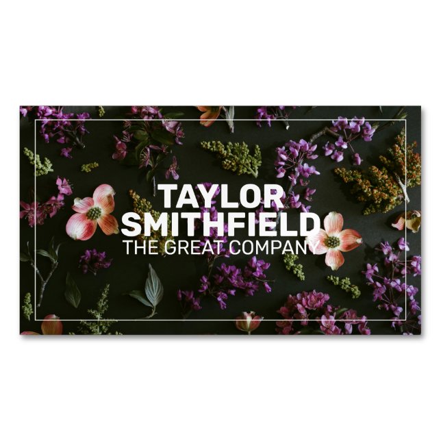 Dunkle Floral Minimal botanische Trendy Magnetische Visitenkarte (Vorderseite)