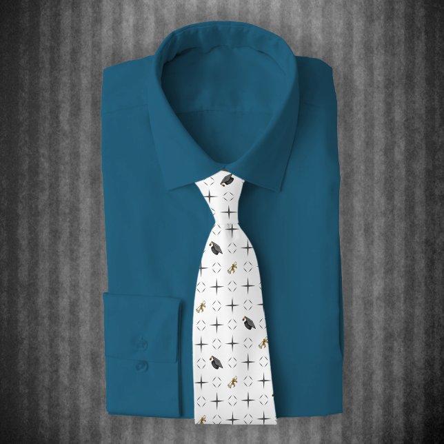 Dunkle Gray Graduation Caps und Diplommuster Krawatte (Von Creator hochgeladen)