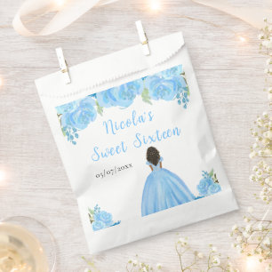 Dunkle Haut Prinzessin Blaue Blumen Sweet Sixteen Geschenktütchen