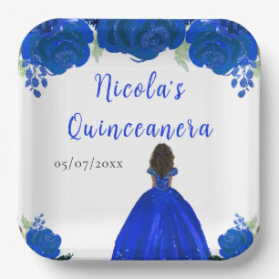 Dunkle Haut Prinzessin Blaue Florale Quinceanera Pappteller