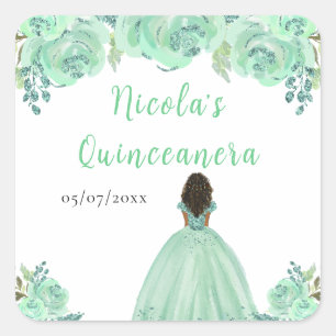 Dunkle Haut Prinzessin Mint Floral Quinceanera Quadratischer Aufkleber