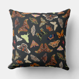 Dunkle Kernmotten Kissen