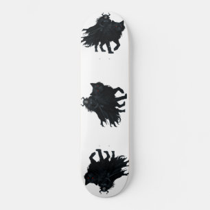 Dunkle Kriegerin auf Höllenwolf Skateboard