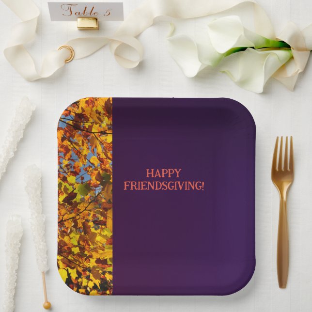 Dunkle Lila Blätter Erntedank Friendsgiving Pappteller (Hochzeit)