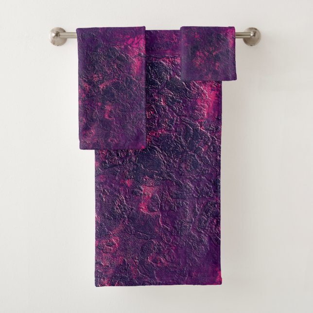 Dunkle lila violette Textur Texturtextur aus Wildl Badhandtuch Set (Insitu)