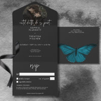 Dunkle Moody Minimal Moth Foto mit Details Hochzei