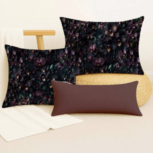 Dunkle Orchidee Maximalistischer Gotischer Floral  Kissen