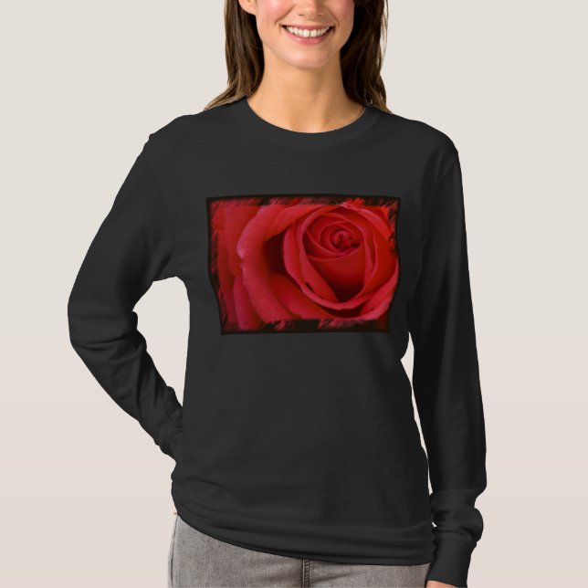 Dunkle Rose Tshirt (Vorderseite)