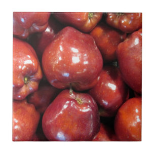 Dunkle rote Äpfel Fliese