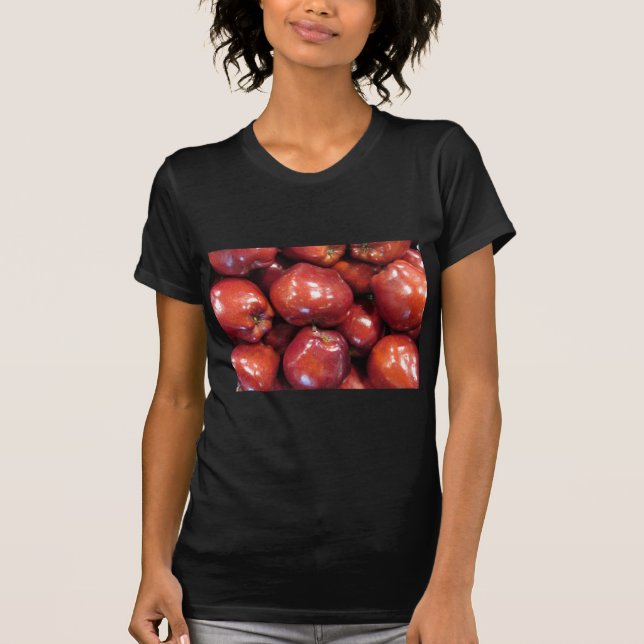 Dunkle rote Äpfel T-Shirt (Vorderseite)