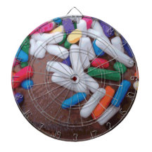 Dunkle Schokolade Eiscreme mit Regenbogensprinklen