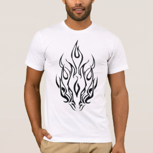 Dunkle Stammesflammenmaske – Abstrakte Feuerkunstg T-Shirt