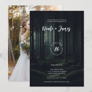 Dunkle, stimmungsvolle Wald Bäume in der Dämmerung Einladung