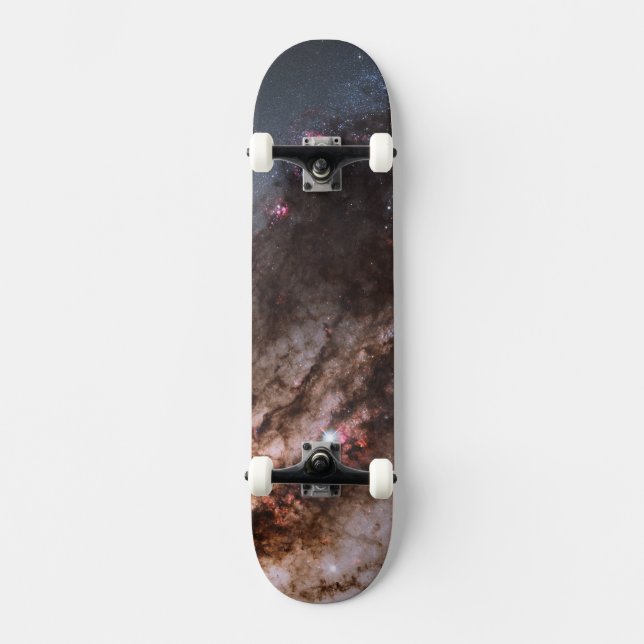Dunkle Streifen von Staubkreuzen überqueren Centau Skateboard (Vorderseite)