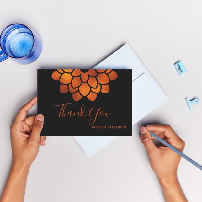 Dunkle und dramatische Kupfer-Aster auf schwarz Dankeskarte (Von Creator hochgeladen)