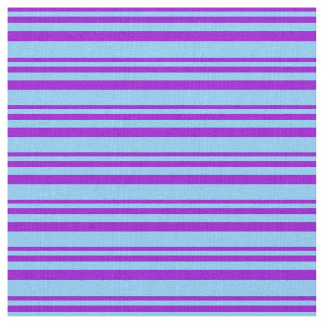 Dunkle Violette und hellblaue Streifen Stoff (Nahaufnahme)