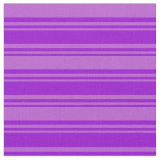 Dunkle violette und orchid farbige Linien Stoff
