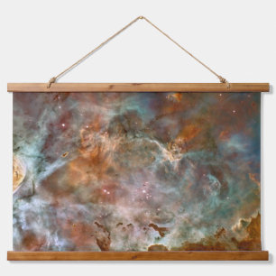 Dunkle Wolken des Carina-Nebels Hubble-Weltraumtel Wandteppich Mit Holzrahmen