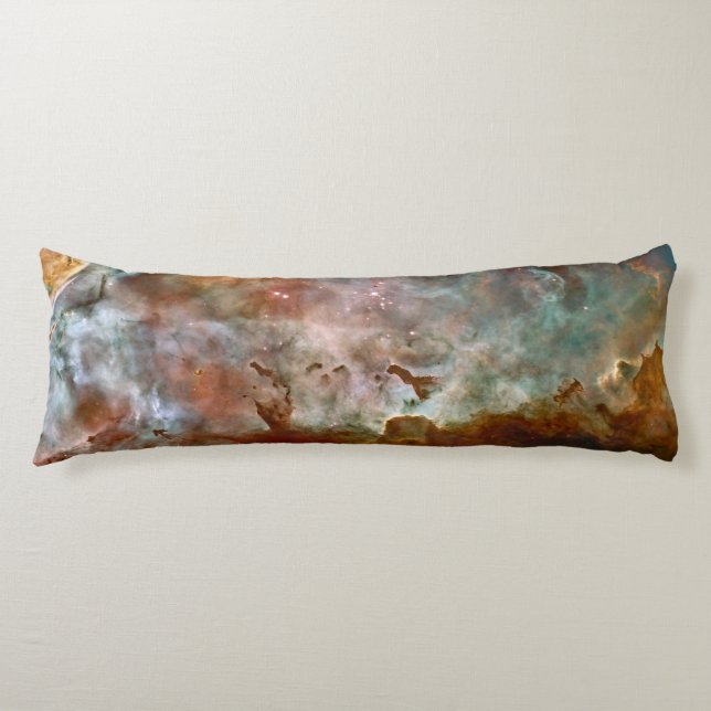 Dunkle Wolken von Carina Nebula Hubble Space Seitenschläferkissen (Vorderseite)