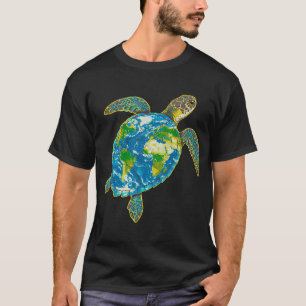 Dunkler Akademie-Bücherstapel mit magischen roten T-Shirt