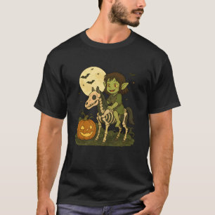 Dunkler Elf Goblin Troll Junge Reitet Pferd Skelet T-Shirt