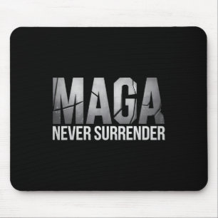 Dunkler Mega Trump 2024 Mega Niemals Aufgeben Mousepad