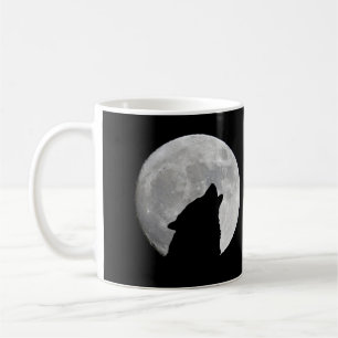 Dunkler Wolf und Vollmond bei Nacht Kaffeetasse