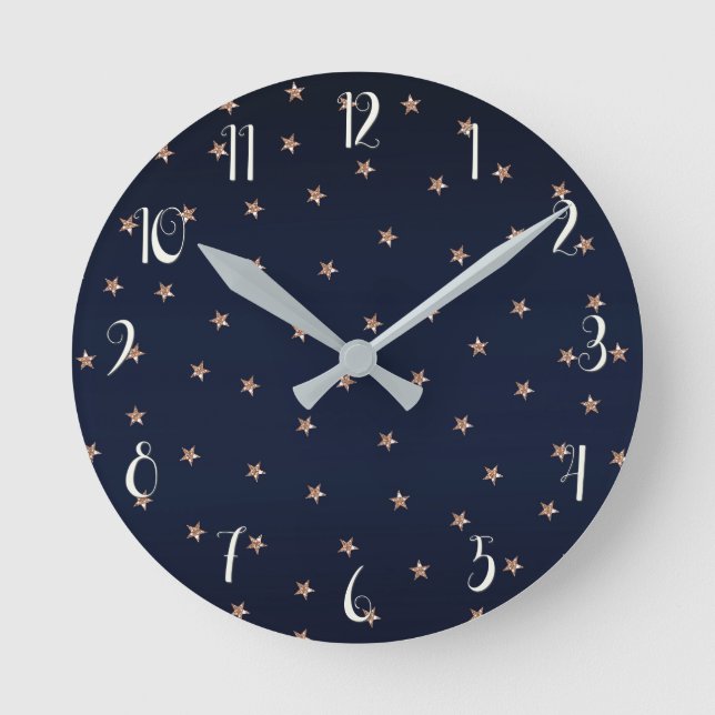 Dunkles Blau & Rose Gold Pink Glittery Sterne Star Runde Wanduhr (Vorderseite)