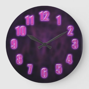 Dunkles Lila mit glühenden Neonzahlen Große Wanduhr