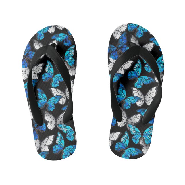 Dunkles Nahtloses Muster mit blauen Schmetterlinge Kinderbadesandalen (Fußbett)