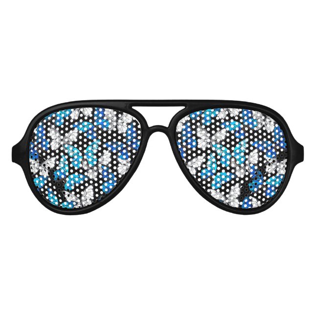 Dunkles Nahtloses Muster mit blauen Schmetterlinge Partybrille (Vorderseite)