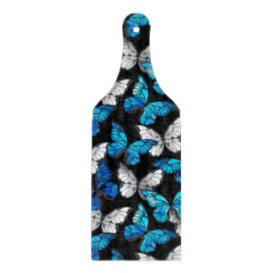 Dunkles Nahtloses Muster mit blauen Schmetterlinge Schneidebrett