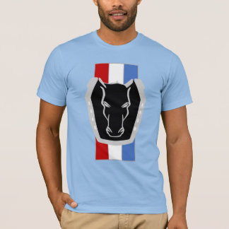 Dunkles Pferd - Mustang Inspiriert T-Shirt