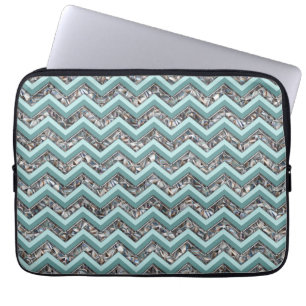 Dunkles Schneidglas und Aquamariner Zigzag Laptopschutzhülle