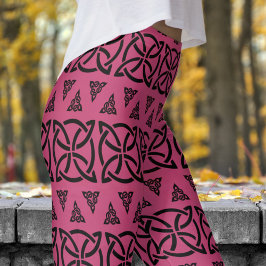 Dunkles Schwarz und Red Lilac Banded Tribal Muster Leggings