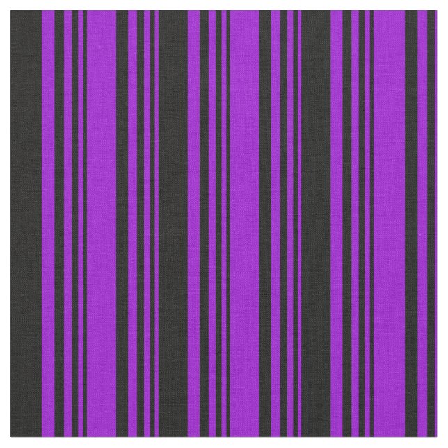 Dunkles Violett und schwarz gefärbtes Muster der S Stoff (Nahaufnahme)