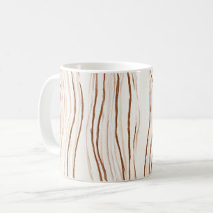 Dünne braune cremefarbene wellige Streifen Kaffeetasse